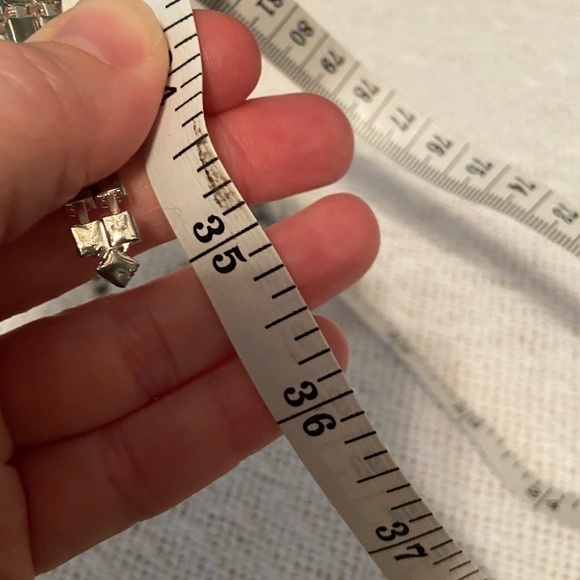 NWT womens rhinestone belt- 35 inches total - Picture 6 of 6